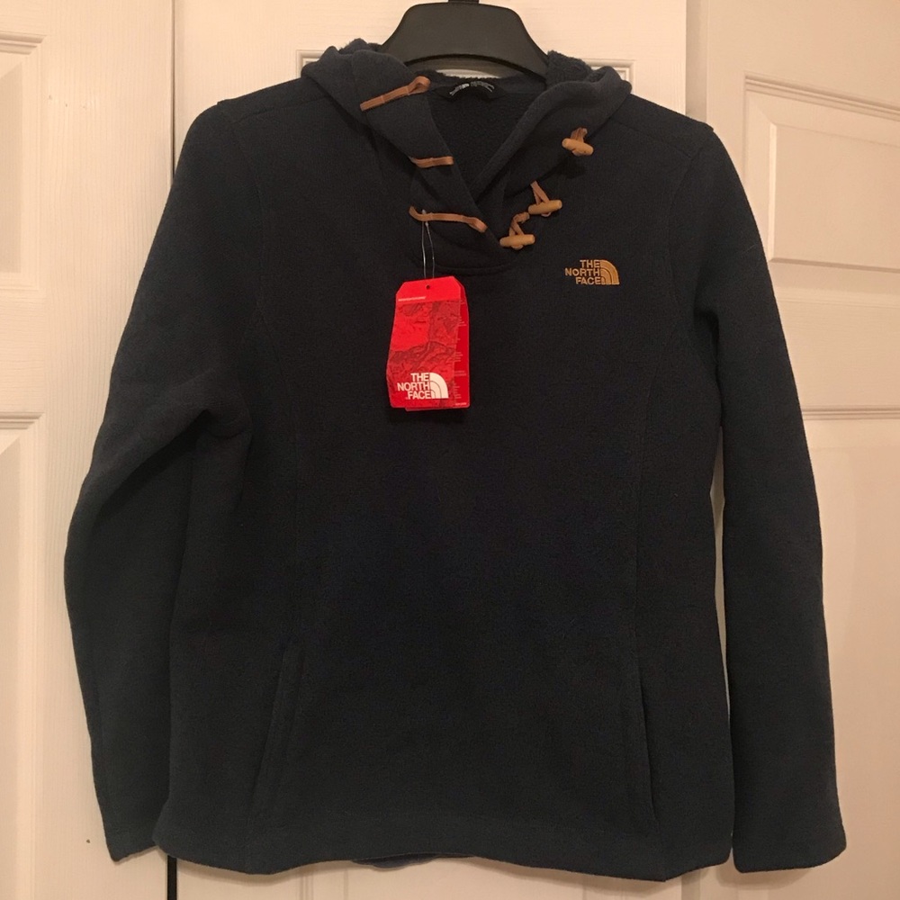 NWT Women's North Face Fleece Pullover